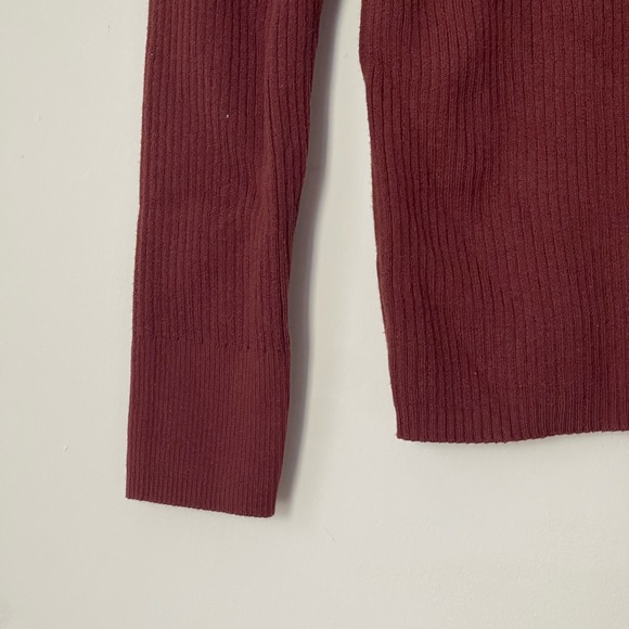 Anthropologie cut out sweater top - Picture 5 of 5